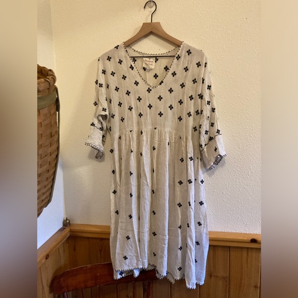 MEENA MAHAL linen and cotton embroidered dress, size S - Picture 1 of 5